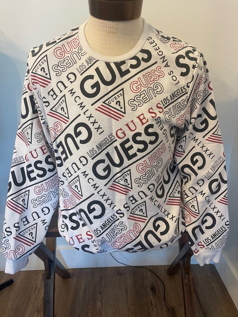 Guess Los Angeles Men's Sweater Size Large
